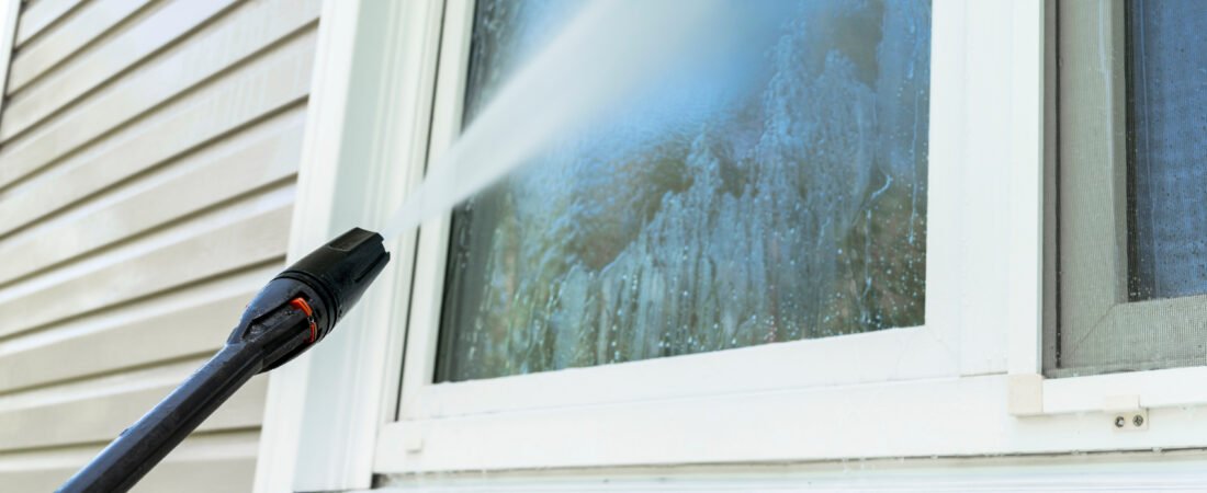 Sparkling Clean Windows: Tips and Tricks for a Streak-Free Shine